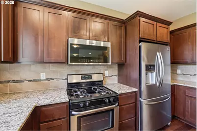 2117 SE Cochran Dr, Gresham, OR 97080 - Photo 21