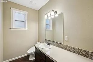 2117 SE Cochran Dr, Gresham, OR 97080 - Photo 23