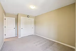2117 SE Cochran Dr, Gresham, OR 97080 - Photo 39