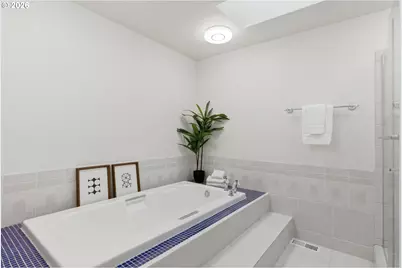 14300 SW Hazel Hill Dr, Tigard, OR 97224 - Photo 37