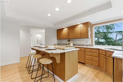 14300 SW Hazel Hill Dr, Tigard, OR 97224 - Photo 13