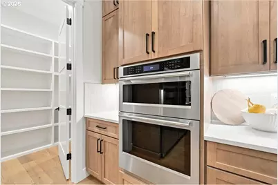 2546 NW 16th Ave, Camas, WA 98607 - Photo 17