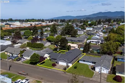 3502 Hawthorne Ln, Tillamook, OR 97141 - Photo 3