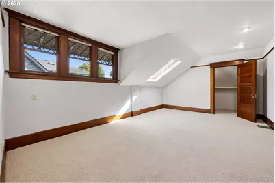 1734 NE Halsey St, Portland, OR 97232 - Photo 25