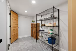 1734 NE Halsey St, Portland, OR 97232 - Photo 35