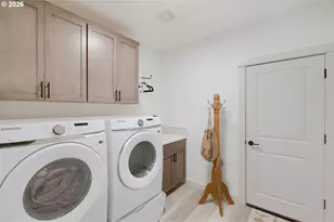 5021 Cedar View Dr, Springfield, OR 97478 - Photo 37