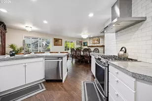 345 SW 207th Ave, Beaverton, OR 97006 - Photo 9
