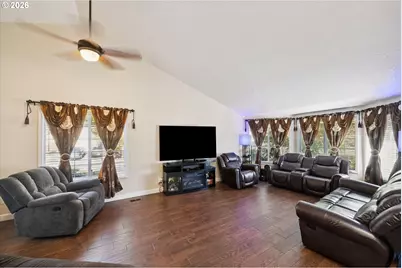 345 SW 207th Ave, Beaverton, OR 97006 - Photo 5