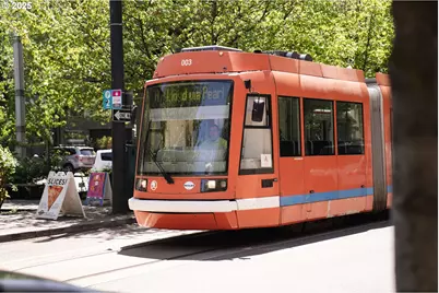 820 NW 12th Ave #110, Portland, OR 97209 - Photo 43