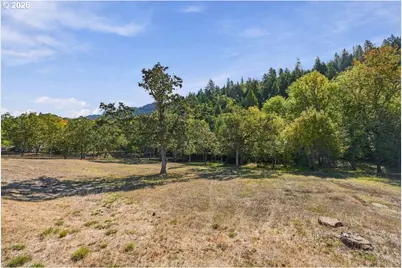 911 Jade Dr, Roseburg, OR 97471 - Photo 37
