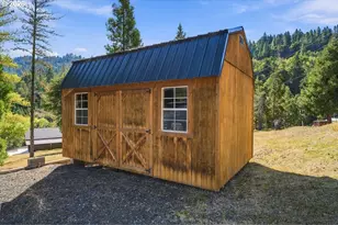 911 Jade Dr, Roseburg, OR 97471 - Photo 47
