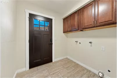 911 Jade Dr, Roseburg, OR 97471 - Photo 31