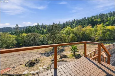 911 Jade Dr, Roseburg, OR 97471 - Photo 5