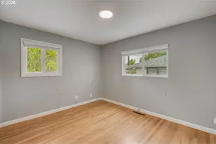 6415 SE 43rd Ave, Portland, OR 97206 - Photo 9