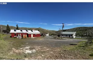 99 3rd St, Maupin, OR 97037 - Photo 5