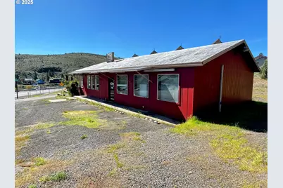 99 3rd St, Maupin, OR 97037 - Photo 1