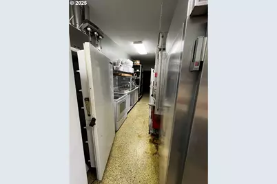 99 3rd St, Maupin, OR 97037 - Photo 23