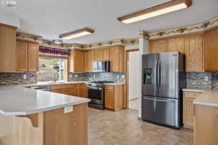 33114 SW JP W Rd, Scappoose, OR 97056 - Photo 9