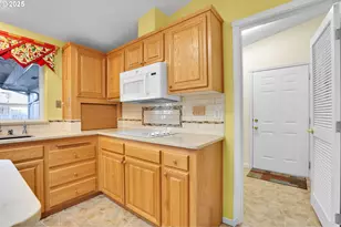 2488 Northampton, Eugene, OR 97404 - Photo 15