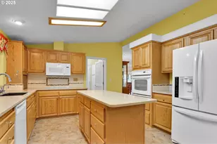 2488 Northampton, Eugene, OR 97404 - Photo 13