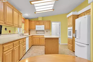 2488 Northampton, Eugene, OR 97404 - Photo 11