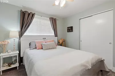 723 Maple St, Dayton, OR 97114 - Photo 25