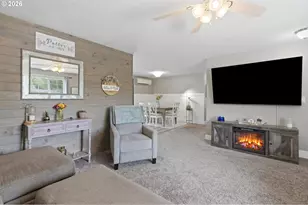 723 Maple St, Dayton, OR 97114 - Photo 11