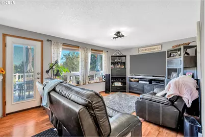 128 N 31st Ave, Cornelius, OR 97113 - Photo 11