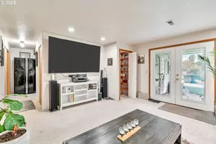 128 N 31st Ave, Cornelius, OR 97113 - Photo 27