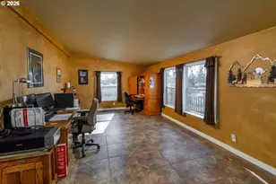 6776 SW Buckskin Ln, Terrebonne, OR 97760 - Photo 7