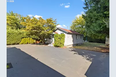 2138 SE 76th Ave #1, Portland, OR 97215 - Photo 15