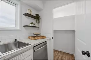 132 Green Acres Dr, Castle Rock, WA 98611 - Photo 15