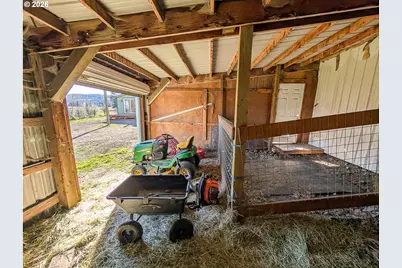 1670 Palmer St, Elgin, OR 97827 - Photo 35