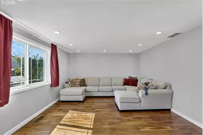 4177 SE 12th St, Gresham, OR 97080 - Photo 13