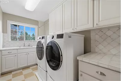 3987 Wheeler Ln, West Linn, OR 97068 - Photo 29