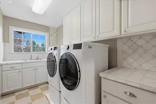 3987 Wheeler Ln, West Linn, OR 97068 - Photo 29