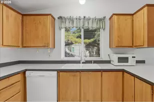 10400 NE 72nd Ave, Vancouver, WA 98686 - Photo 11