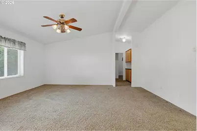 10400 NE 72nd Ave #16, Vancouver, WA 98686 - Photo 5