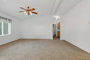 10400 NE 72nd Ave, Vancouver, WA 98686 - Photo 5