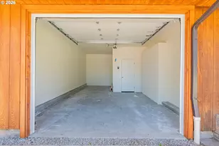 1315 N Locust St, Canby, OR 97013 - Photo 31
