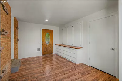 1315 N Locust St, Canby, OR 97013 - Photo 5