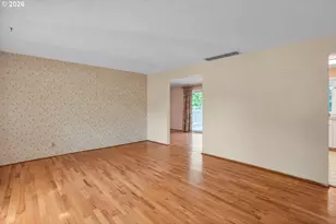13035 SW Rita Dr, Beaverton, OR 97005 - Photo 5