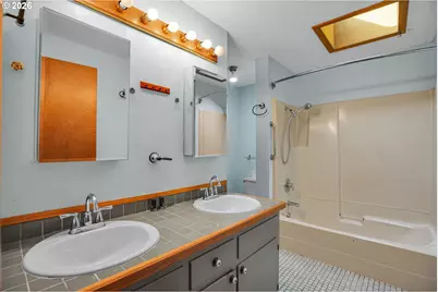 13035 SW Rita Dr, Beaverton, OR 97005 - Photo 15