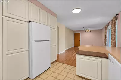 13035 SW Rita Dr, Beaverton, OR 97005 - Photo 11