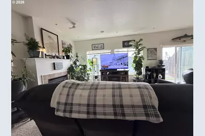 815 Old County Rd #5, Brookings, OR 97415 - Photo 9