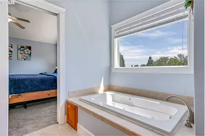 5128 NE Yukon Ct, Salem, OR 97305 - Photo 25