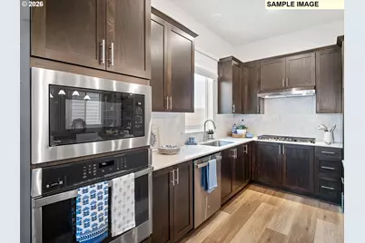 18304 SW Weeks Way, Beaverton, OR 97003 - Photo 11