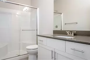 6235 SE Knapp St, Portland, OR 97206 - Photo 17