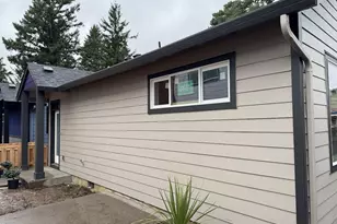 6235 SE Knapp St, Portland, OR 97206 - Photo 3