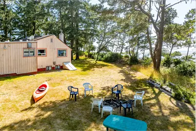 2624 Neawanna St, Seaside, OR 97138 - Photo 1
